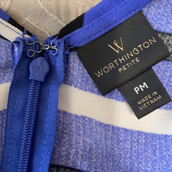 Worthington Petites PM V-Neck Stripped Peplum Top - Picture 6 of 10